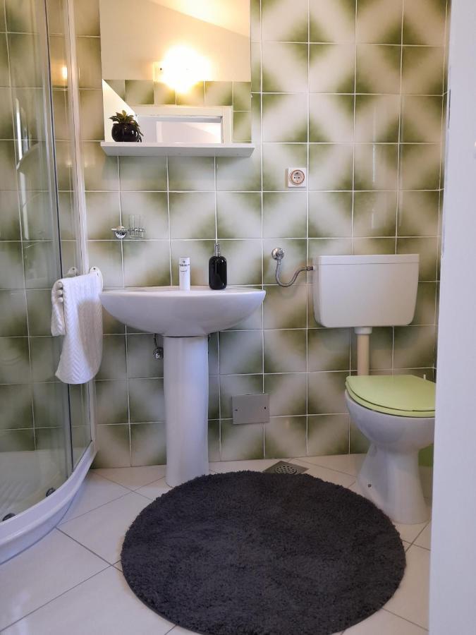 Apartments M Gregor Ideal For Relaxing Holidays Baska  Ngoại thất bức ảnh