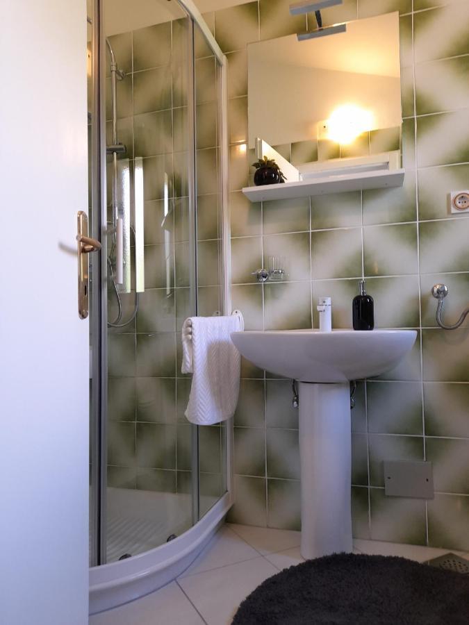 Apartments M Gregor Ideal For Relaxing Holidays Baska  Ngoại thất bức ảnh